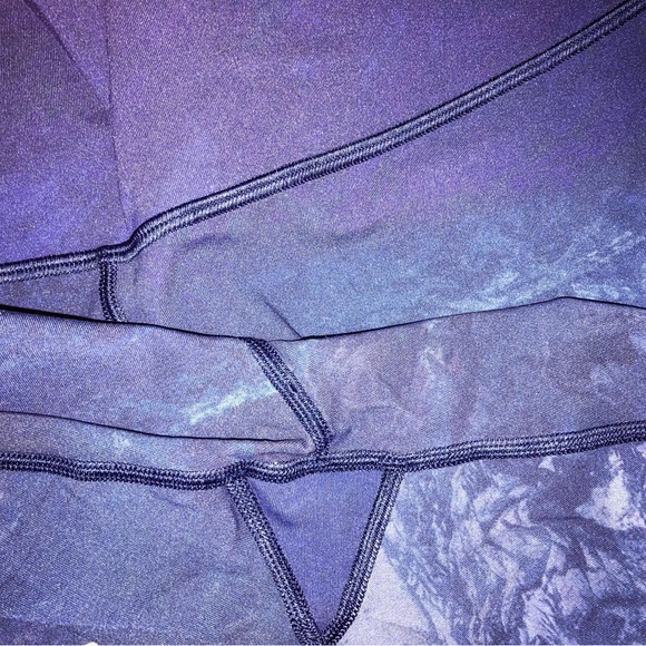 Lululemon Wunder Under tights - Picture 9 of 11